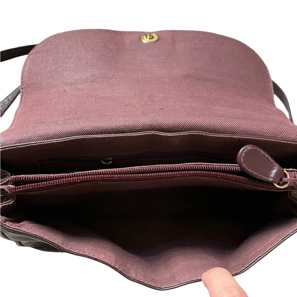 Vintage Etienne Aigner Burgundy Oxblood Leather Crossbody‎ Genuine Leather VTG✅